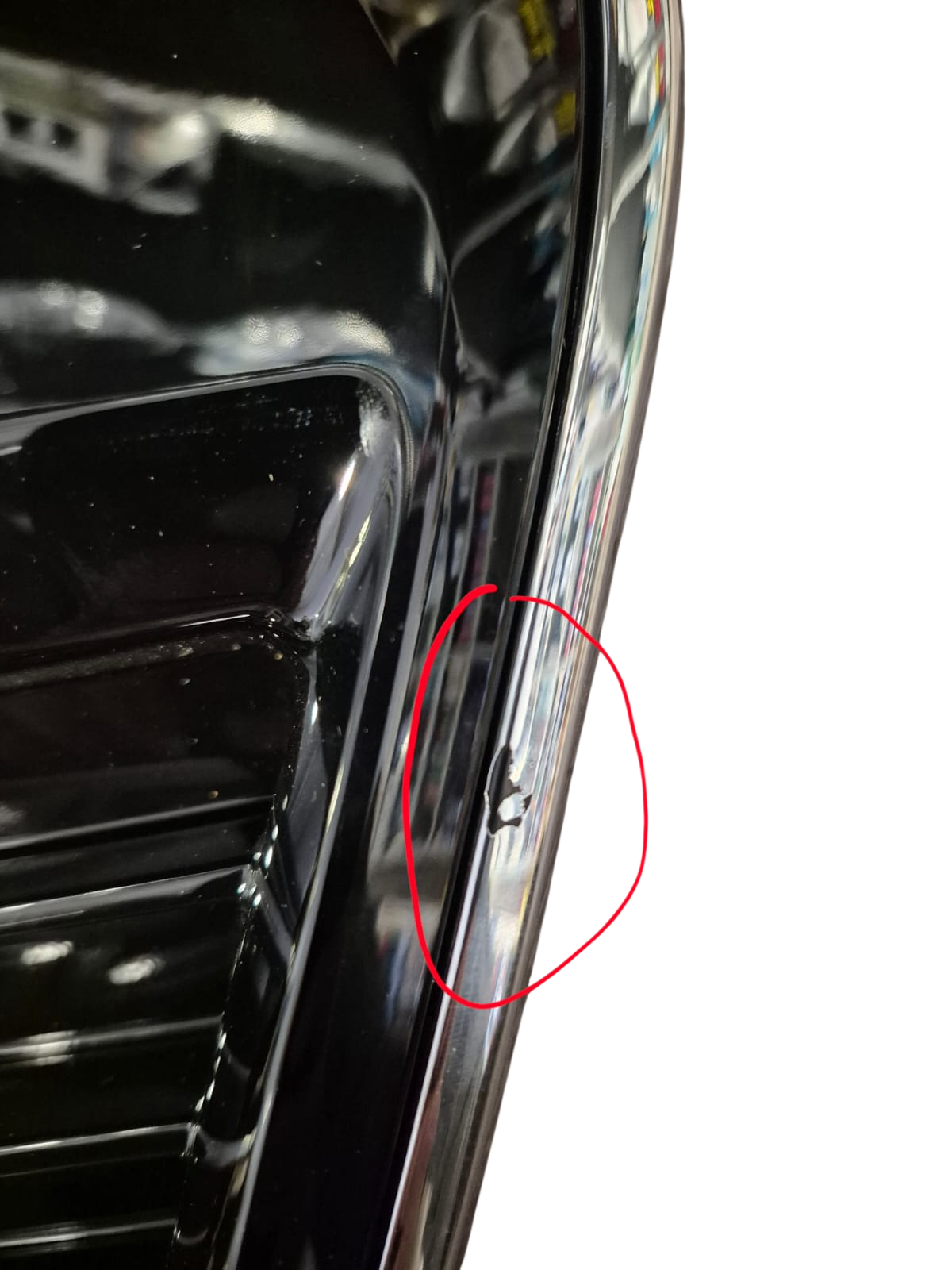 REJILLA INFERIOR TOYOTA COROLLA 2014-2016 ORIGINAL CON DETALLE