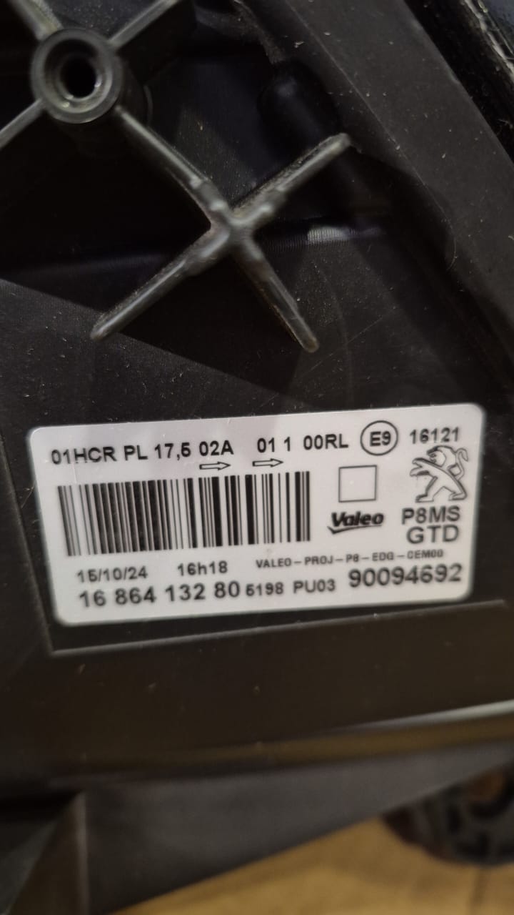 FOCO DELANTERO IZQUIERDO PEUGEOT 3008 2017-2020 ORIGINAL